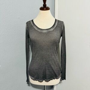 Rock & Republic Gray Y2K Fitted Ribbed‎ Long Sleeve Angel Wings Tee Size S